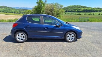 Peugeot 207 1,4 - 7