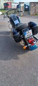 Suzuki VL 1500 Intruder - 7
