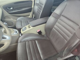 Renault Scenic III 1,4i 96kW Kuze Navigace - 7