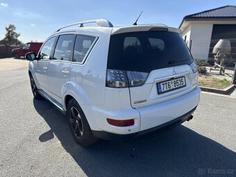 Mitsubishi Outlander 2.2 di-d 115kW +PůvodČR+Najeto 284TKM+ - 7