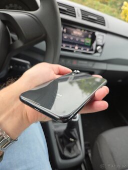 iPhone Xr 64gb Black, baterie 79% - 7