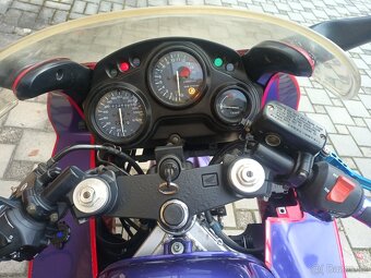 Prodám Honda CBR 600 F PC25 youngtimer retro po servisu - 7