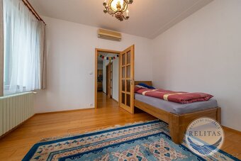 Prodej bytu 3+kk 98 m² s garáží - 7