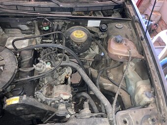 Prodám Audi 80 1.8 S – veterán z garáže, vhodné k renovaci n - 7