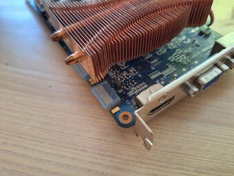 Grafická karta Asus N9800GT - 7
