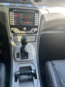 2009 Ford S-Max 2.O TDCi Automat - 7