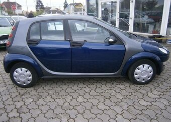 Smart Forfour 1.1 klima,2x kola benzín manuál 55 kw - 7