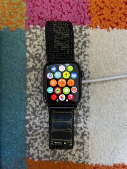 Apple Watch Nike SE 40 mm - 7