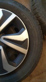Pneu 215/60R16 na plech. diskách VW T4 Multivan - 7