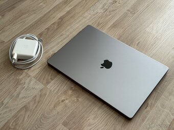 Apple Macbook Pro 16¨ / M1 Pro / 16Gb / 512Gb SSD - 7