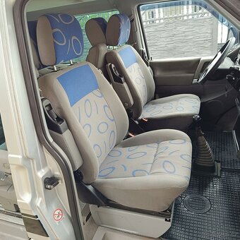 VW CARAVELLE LONG 2.5.TDI 75KW RV-2001 INTERIÉR MULTIVAN - 7