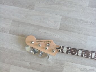 Baskytara Sqiler - 7