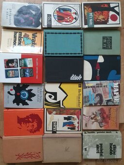 Set více než 150 knih - 7