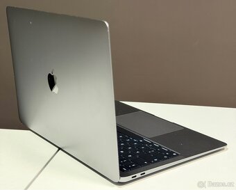 MacBook Air M1 2020 /16GB RAM/256GB SSD/ Záruka - 7