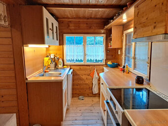 Chata k trvalému bydlení - Zlenice - 7