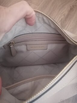 Kožená kabelka Michael Kors - 7
