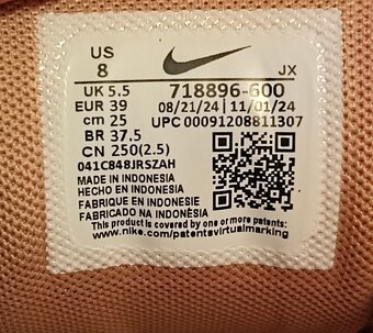 Kožené dámské boty Nike Air Max Command EUR 39 - 7