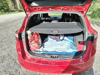 Hyundai i30 1.6 CRDi STK 2/2027 - 7