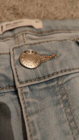 Elastické skinny džíny - 7