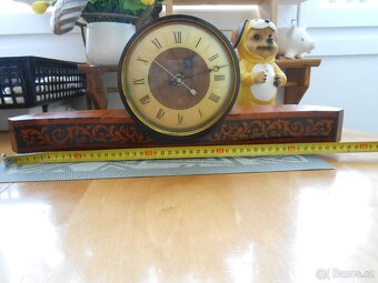 Staré hodiny JANTAR - známky stáří - foto - funkční - 7