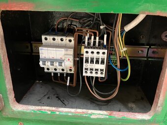 Prodám srovnávací frézku - 7