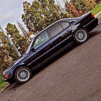 BMW E38 728iA ⭐️ZÁNOVNÍ STAV - STATISÍCE PROINVESTOVÁNO⭐️ - 7