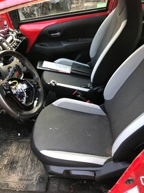 toyota Aygo 1.0-51kw,r.v.2016--2O tis km---- náhradní díly - 7