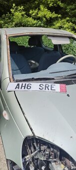 Toyota yaris 1.4 d4d rok 2002 - 7