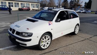 Závodní Seat Ibiza - 7