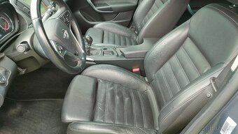 Opel Insignia combi r.v 2014 Max výbava - 7