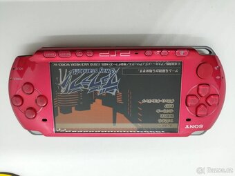SONY PSP 3000 Radiant Red obal zdarma - 7