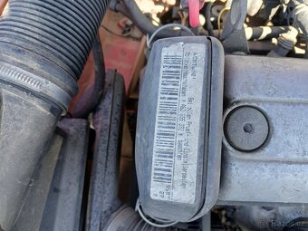 VW Golf 3 1.4 ABD díly na veterána - 7