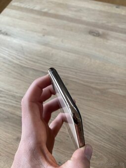 Apple iPhone xs max 256gb-baterie 78%- zachovalý stav - 7