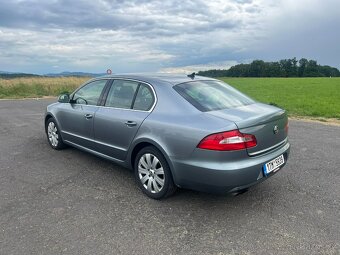 Prodám Škodu Superb II 2.0 TDI 125 kW Ambiente, r.v. 2010 - 7