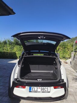 Prodám BMW i3s 120ah 135kW 7/2021 - 7