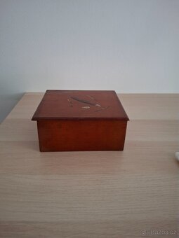 Stará krabička na doutníky - 7