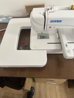 Profesionální vyšívací stroj - 7