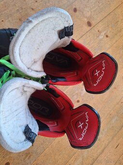 Brusle Bauer 3X Pro - 7