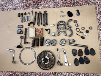 JAWA 50 TYP 550 /555 - díly - 7