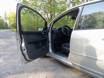 Ford C Max - 7