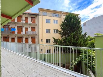 Pronájem bytu 1+kk, 28 m² - 7