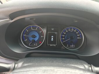 Toyota Hilux - 7