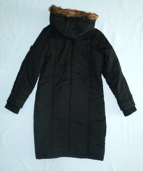 Černá zimní dlouhá prošívaná bunda, vel. 38, zn. Superstar - 7