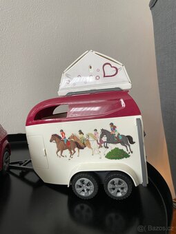 Schleich auto s přívěsem - 7