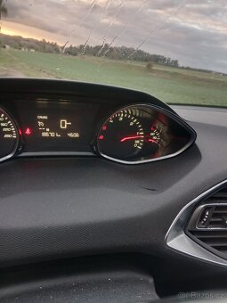 Peugeot 308 SW - 7