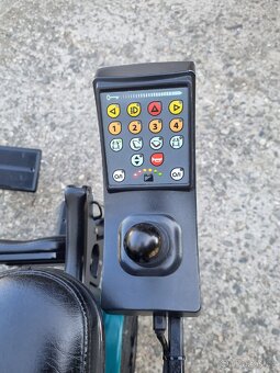 Invalidní elektrický vozík - 7