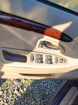 VOLVO S40 2,0T 2000 AUTOMAT sedan - DILY z auta - 7