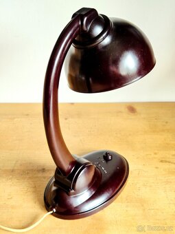 Bakelitová stolní lampa, typ 11126 - 7