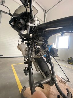 Náhradní díly - Honda Varadero 125 - 7