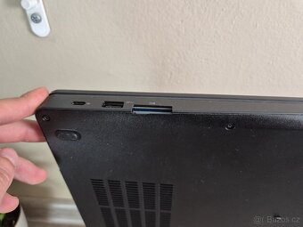 ▼DELL Latitude 5580 - 15,6" / i5-6300U / 8GB / SSD / ZÁR▼ - 7